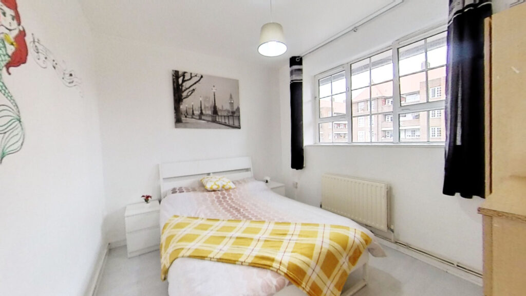 Lakeland-Estate-London-002-09032020_184300