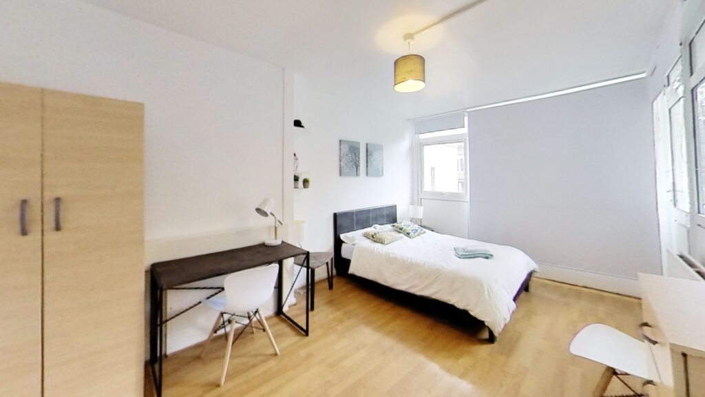 Lakeland-Estate-London-Bedroom-1(2)